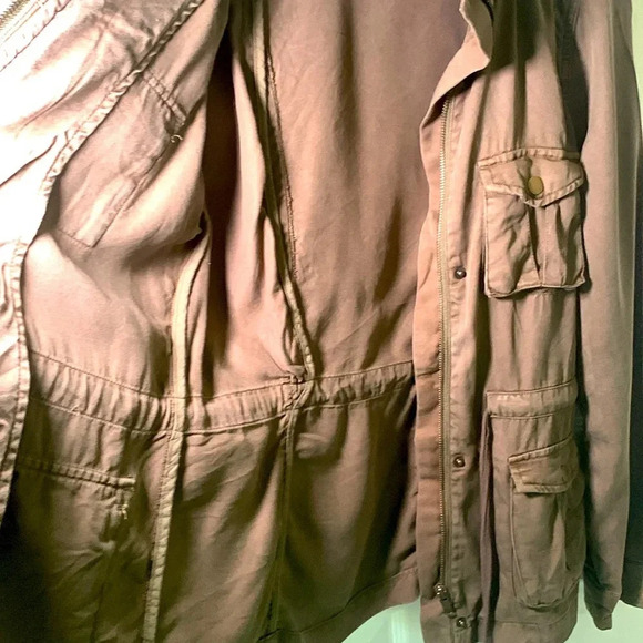 Maison Jules army green utility jacket size medium - Picture 6 of 9